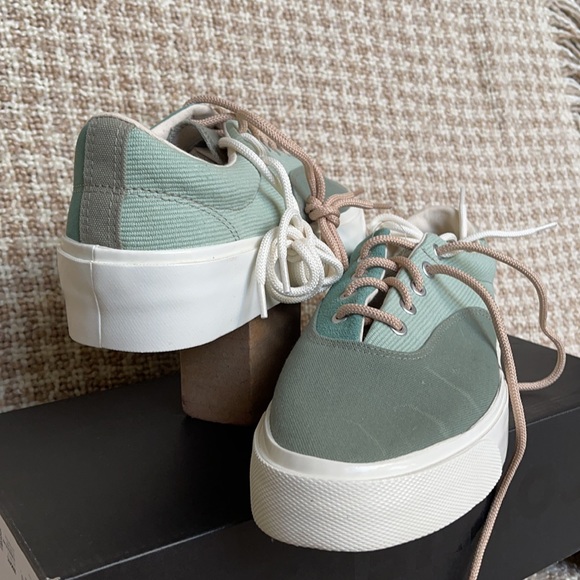 Converse Skid Grip OX Oil Green/Malachite Green MEN`S - Picture 10 of 16